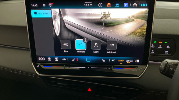 Volkswagen ID.3 150kW Match Pro 59kWh 5dr Auto Electric Hatchback - Image 29
